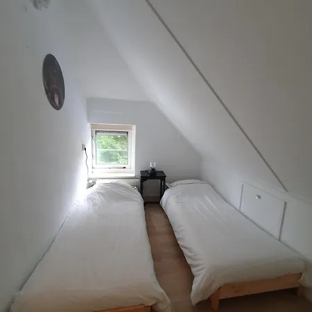 Holiday home Boshuis 40 *