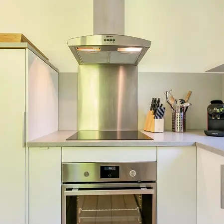 Boshuis 40 Vakantiehuis *